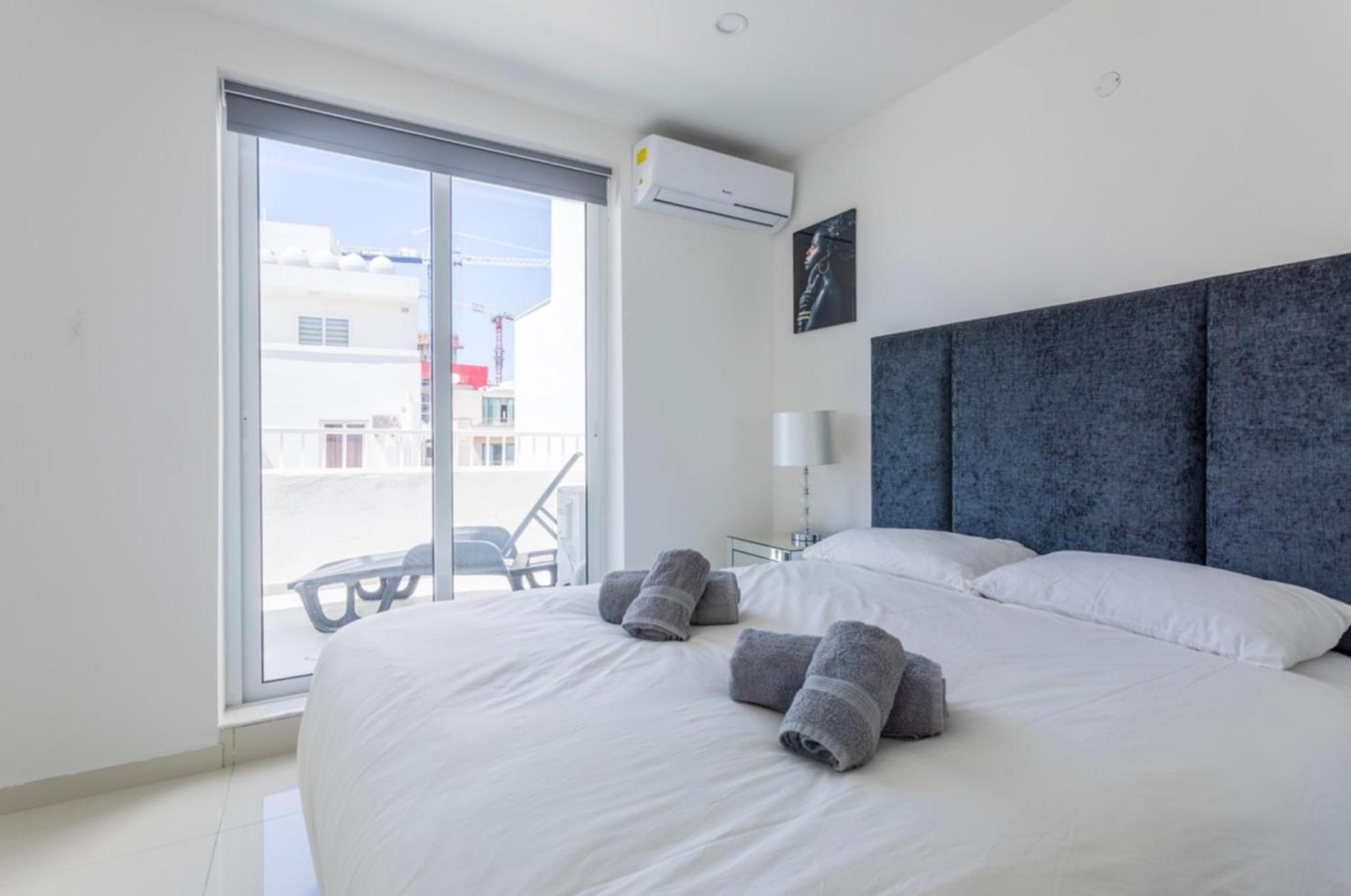 Saint Julian - Lovely Apartment With Terrace - Cityapartmentstay Saint Julian's 외부 사진